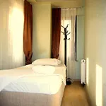 Plato Hotell *
