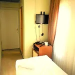 Plato Hotell *
